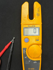 Fluke T5-600 Electrical Tester OpenJaw Clamp Meter Tested Working picture