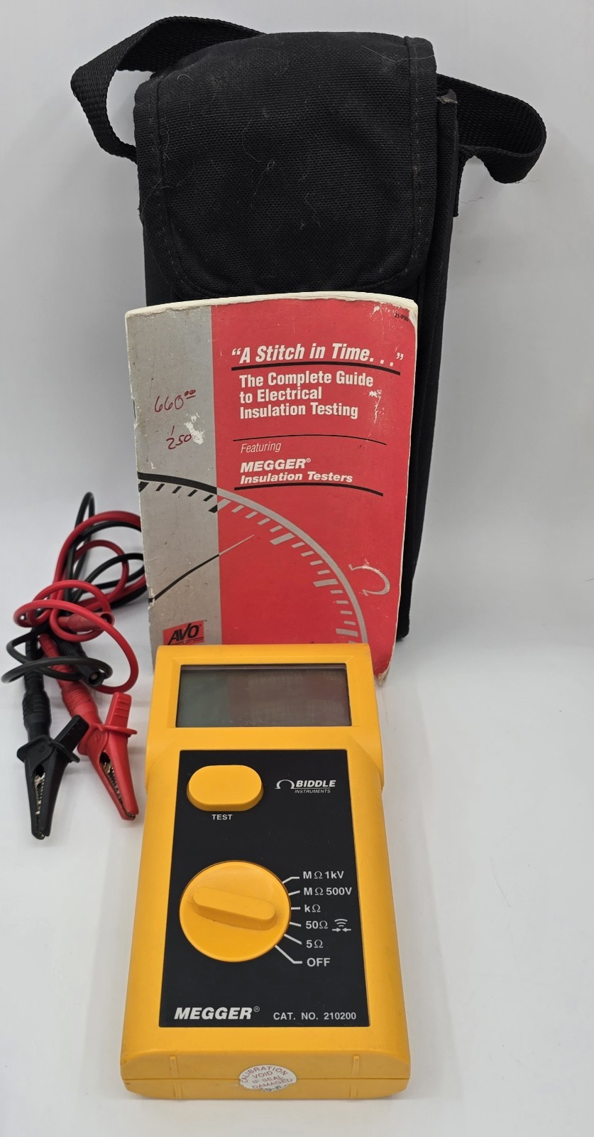 Biddle Instruments 210200 Megger MADE IN ENGLAND - Tested Working. 
