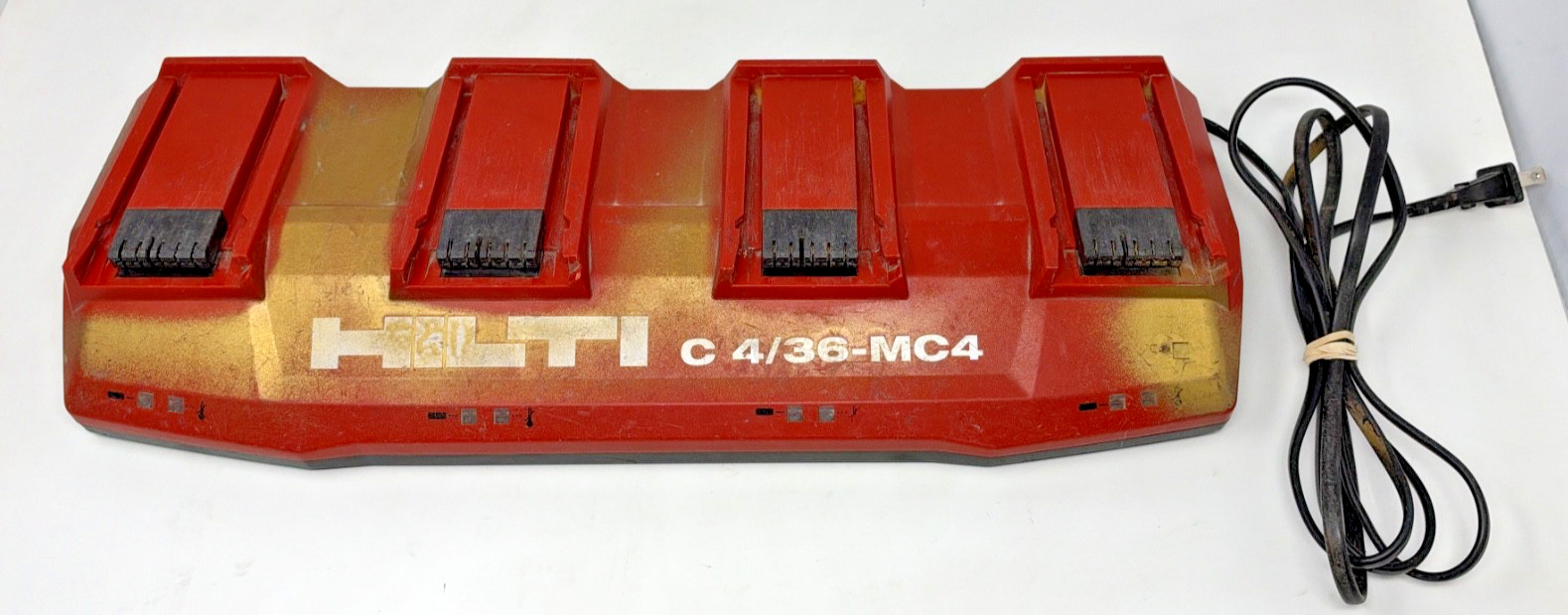 Hilti C4/36 MC4 Multi 4-Bay Charger   LED Charger Working Condition 