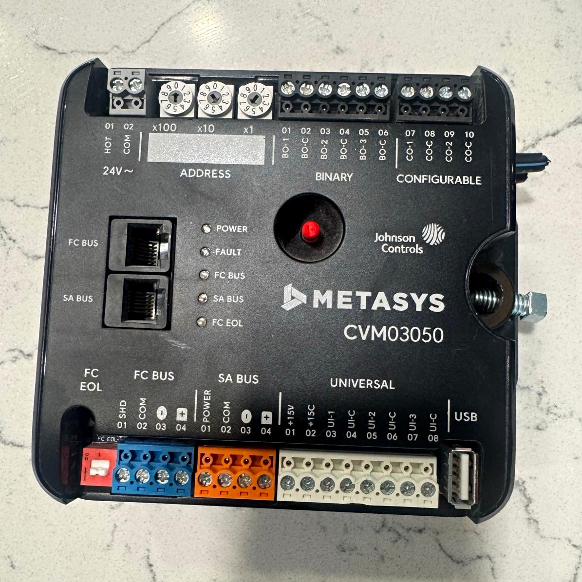 Johnson Controls METASYS CVM03050 Unit Controller 24VAC 2.5A M4-CVM03050-0