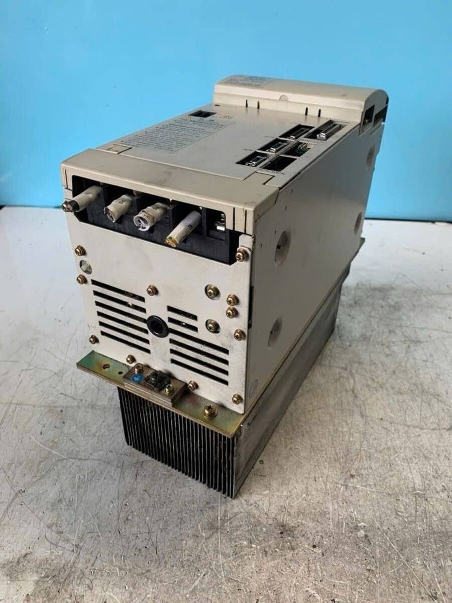 YASKAWA VS-626M5 Drive CIMR-M5A2015 US Free TAX Pulled from working machine