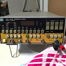 HP 8112A Pulse Signal Generator 50 MHz Frequency Range Test Instrument picture