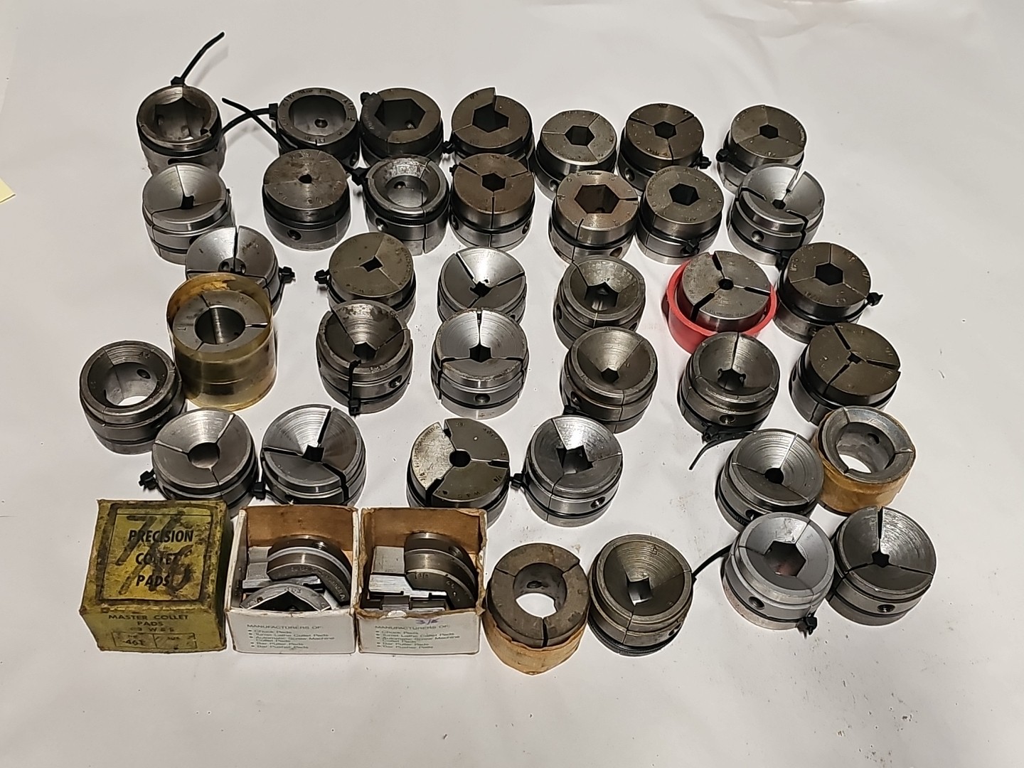 Lot Of 40 Collet Pads Superior Cincinnati Others Round Machinist Tools Parts B1 Lot Of 40 Collet Pads Superior Cincinnati Others Round Machinist Tools Parts B1