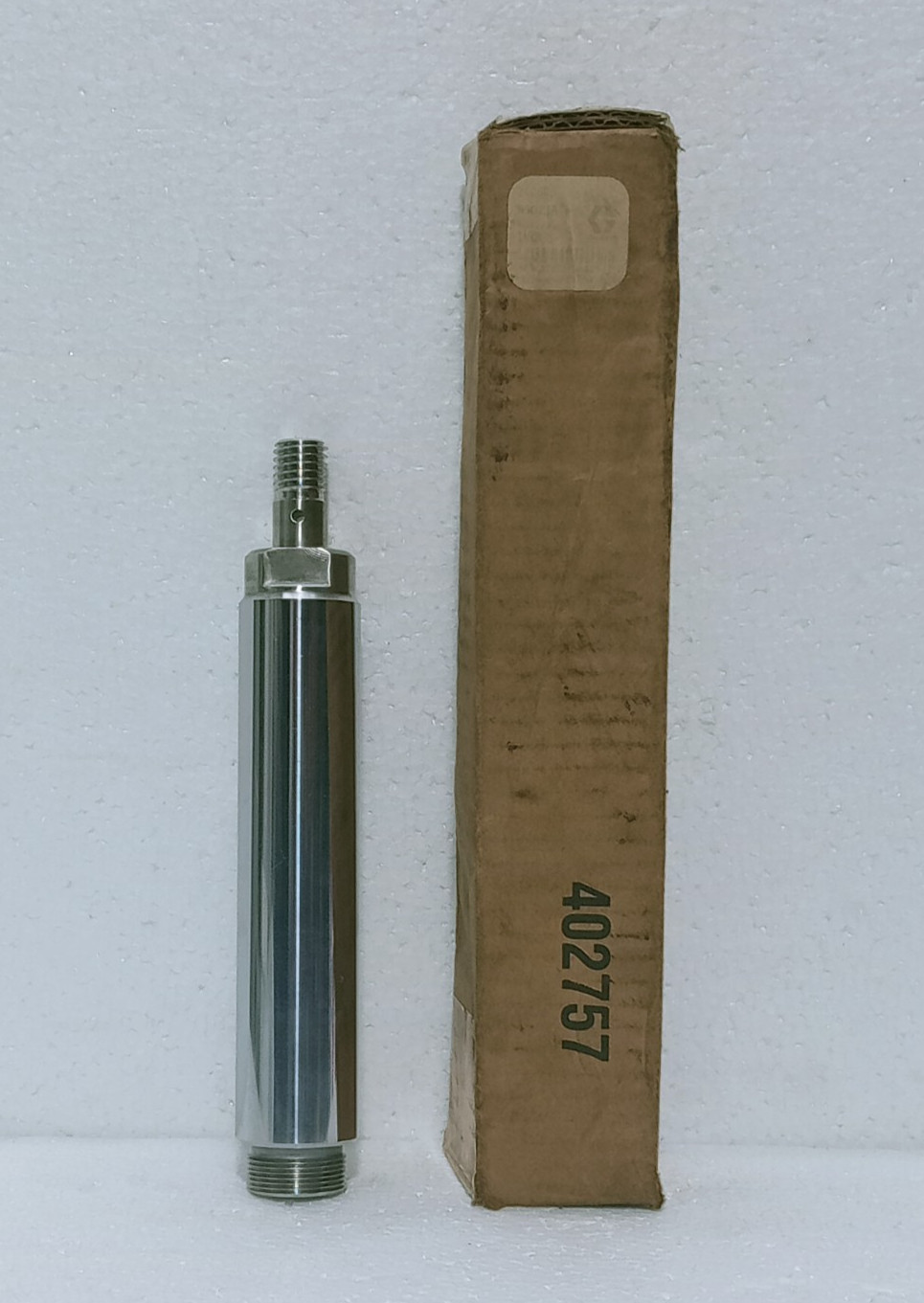 GRACO 24C506 STAINLESS STEEL DISPLACEMENT PUMP ROD GRACO 24C506 STAINLESS STEEL DISPLACEMENT PUMP ROD
