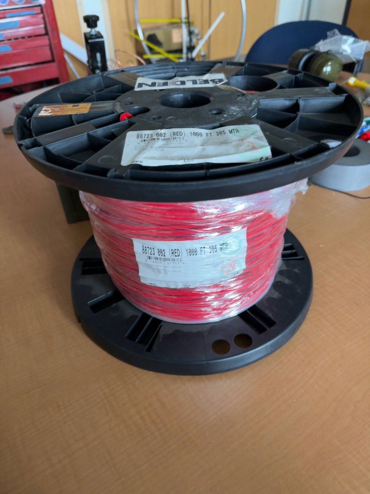 Belden 88723 002 1000 FT Red 22 AWG 2 Pair Shielded Plenum Cable Full Spool Belden 88723 002 1000 FT Red 22 AWG 2 Pair Shielded Plenum Cable Full Spool