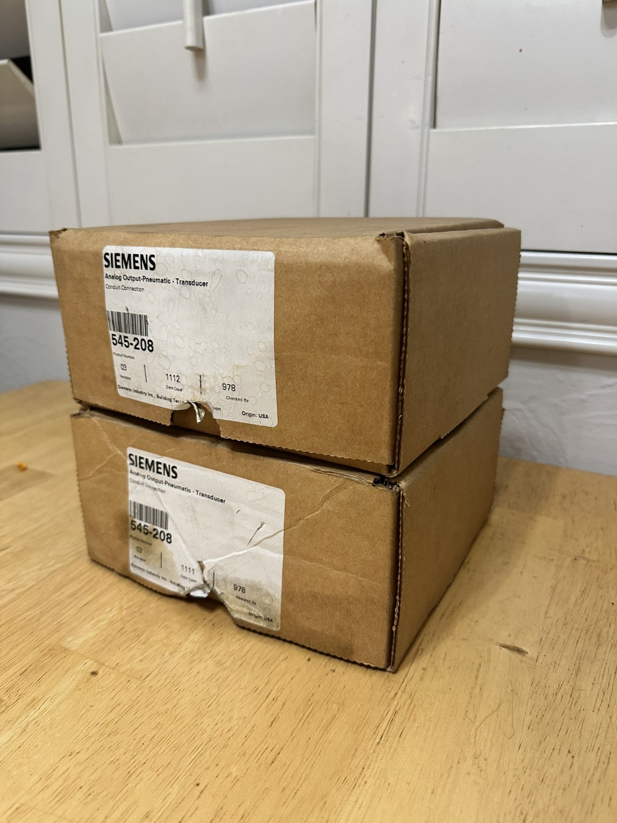 Siemens 545-208 Analog Output Pneumatic Transducer Siemens 545-208 Analog Output Pneumatic Transducer