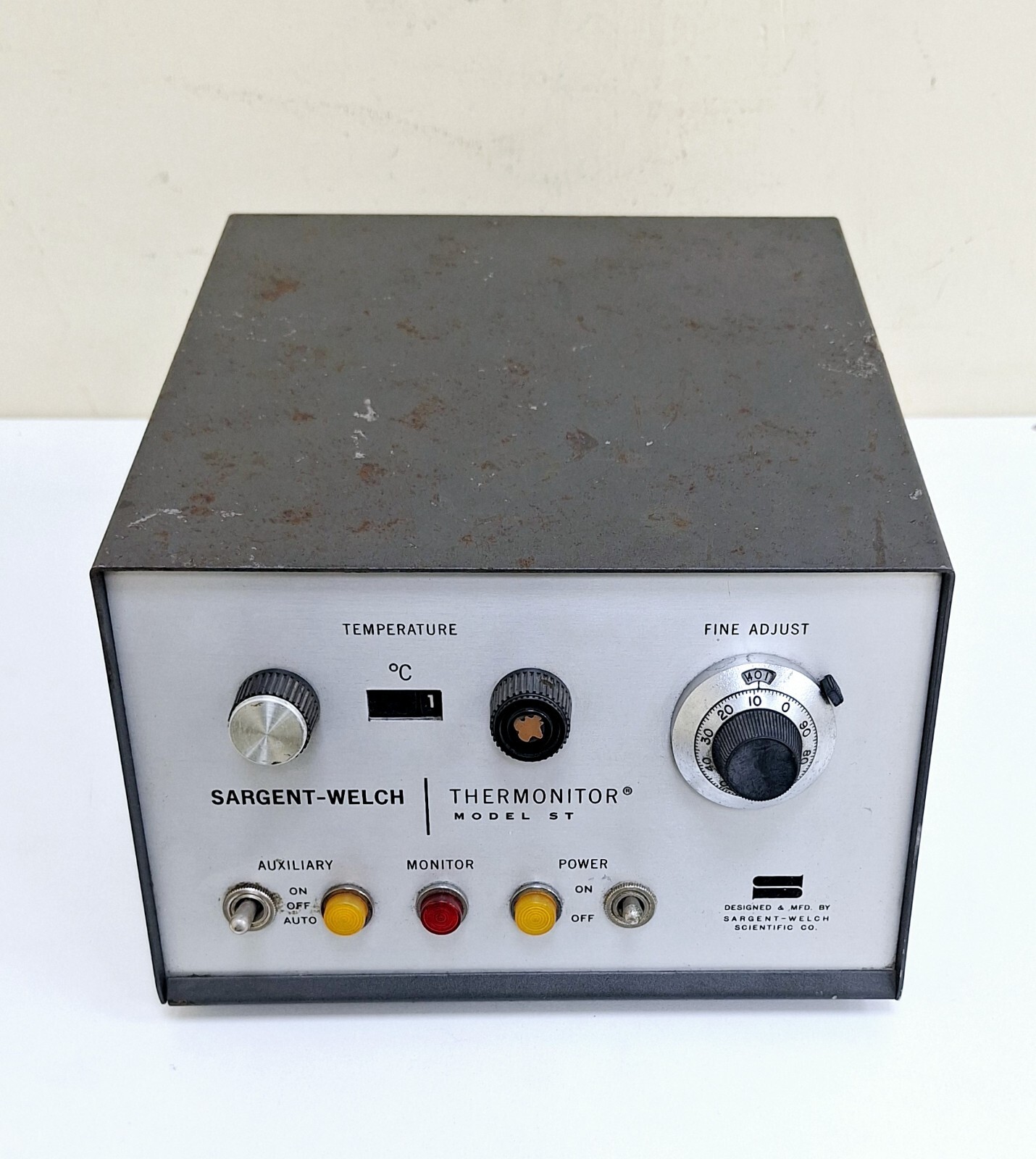 Sargent-Welch Model ST / S 82052 Thermonitor 115V 15A Sargent-Welch Model ST / S 82052 Thermonitor 115V 15A