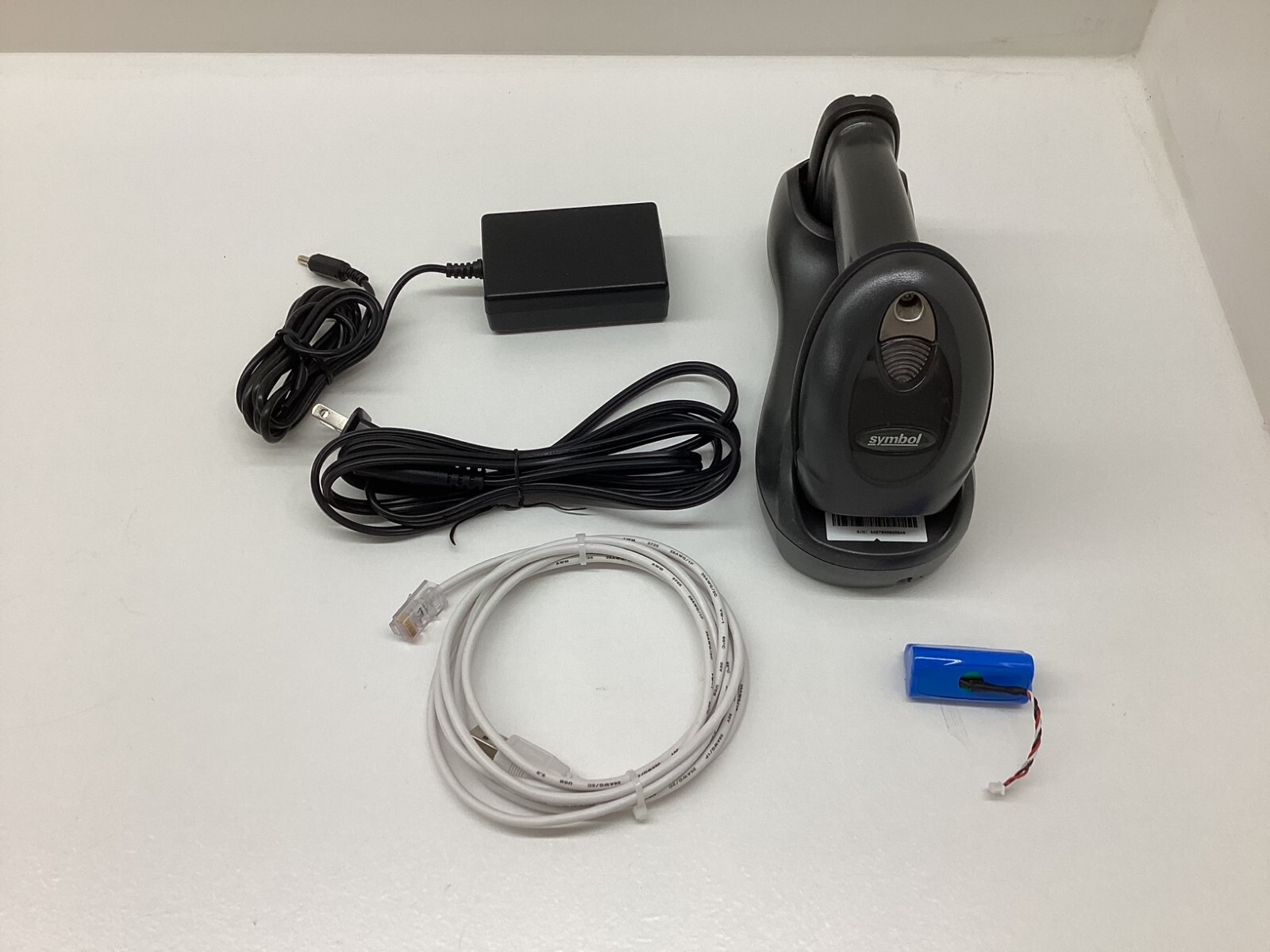 Motorola/Symbol DS6878 & Cradle Wireless 2D Barcode Scanner BlueTooth + New Batt Motorola/Symbol DS6878 & Cradle Wireless 2D Barcode Scanner BlueTooth + New Batt