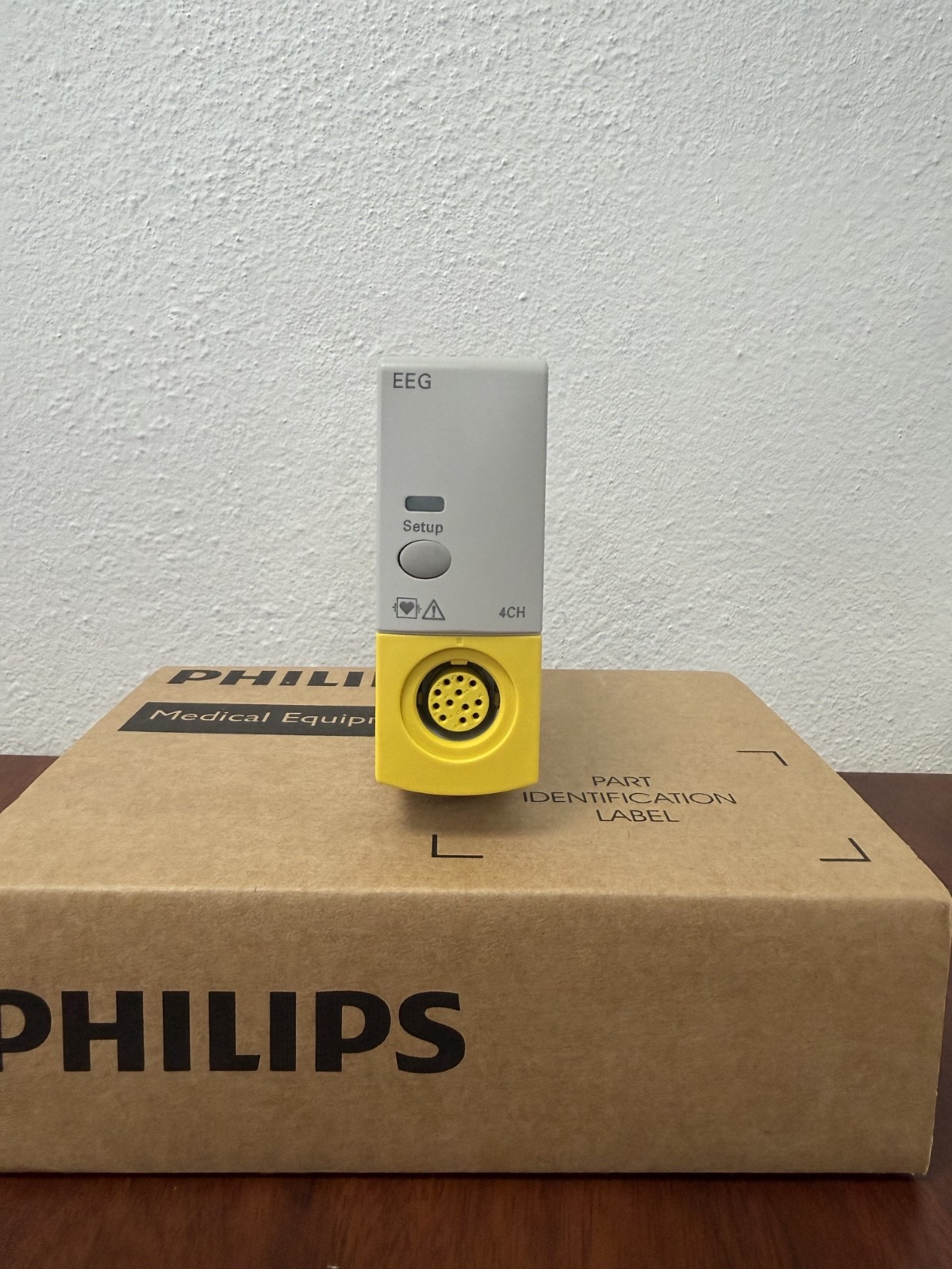 Philips M1027B EEG Philips M1027B EEG