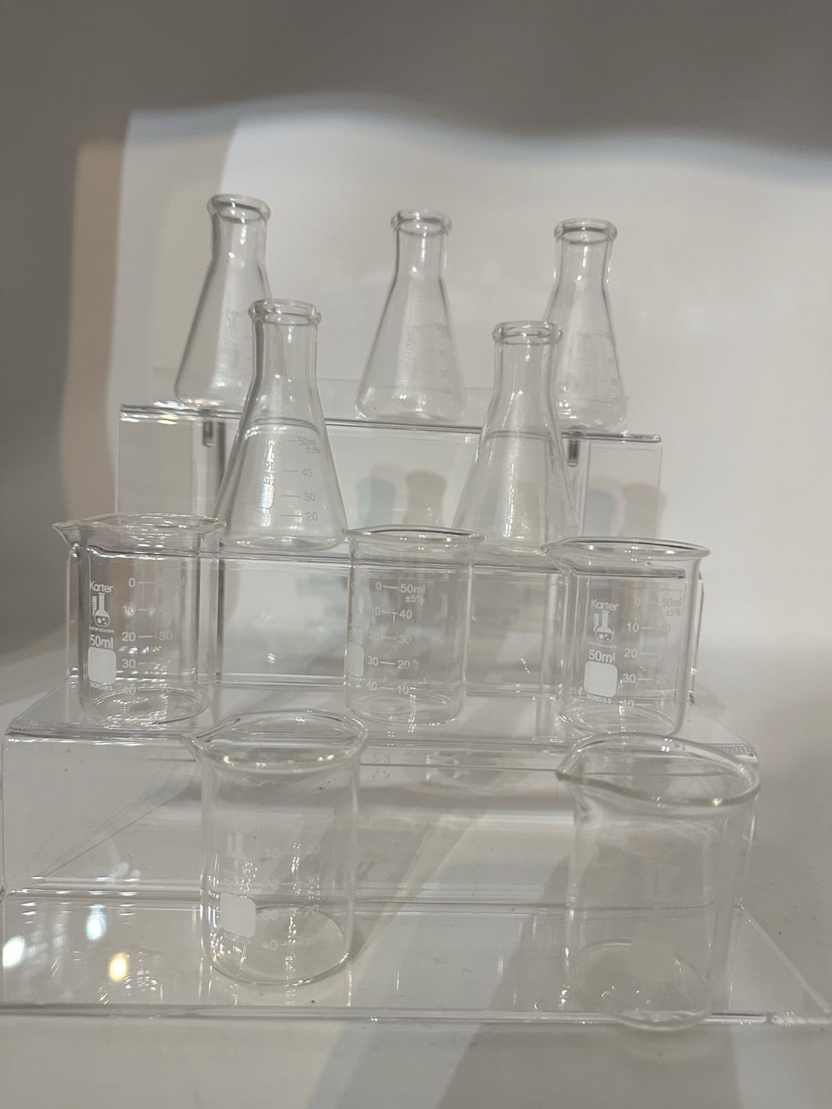 Karter Scientific 5 (5ml) Beakers & (5ml) Erlenmeywr Flasks Printed Graduations Karter Scientific 5 (5ml) Beakers & (5ml) Erlenmeywr Flasks Printed Graduations