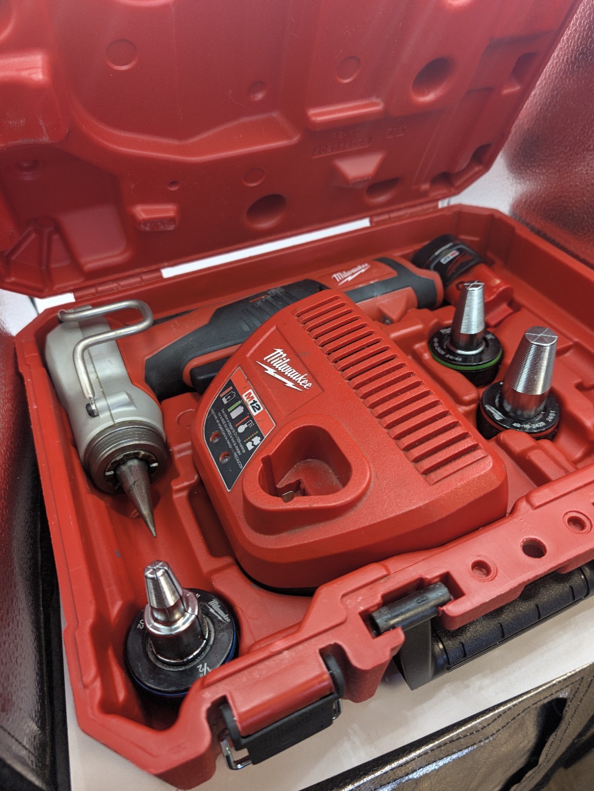Milwaukee M12 ProPEX Expander Kit 2474-20 w/ 1/2\
