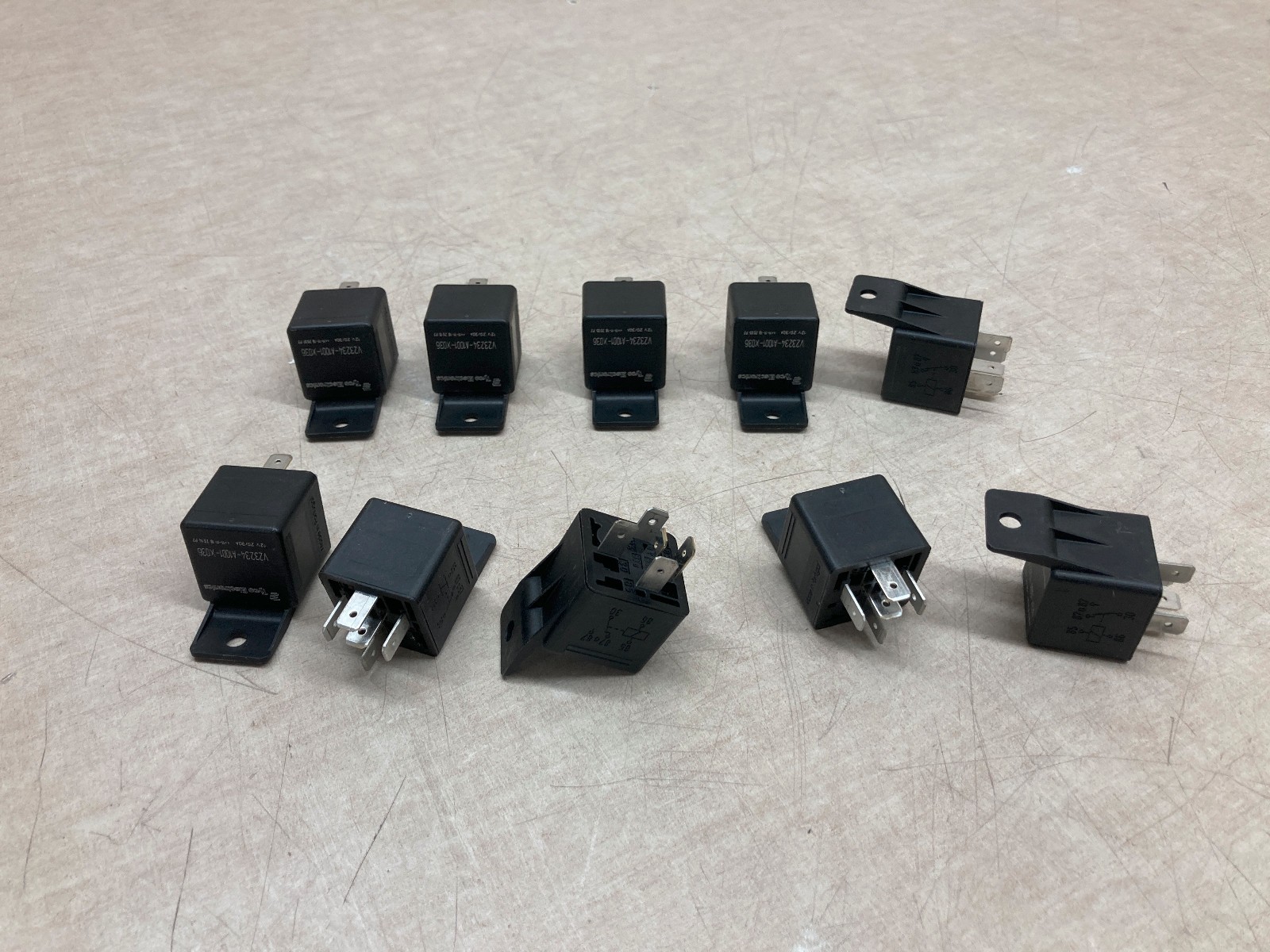 Lot of 10 Tyco Electronics TE Connectivity V23234-A1001-X036 12V 20 30A Relay