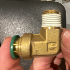 Lot of 31 Parker 169PTC-8-6 Brass Push-to-Connect Swivel Elbow 1/2