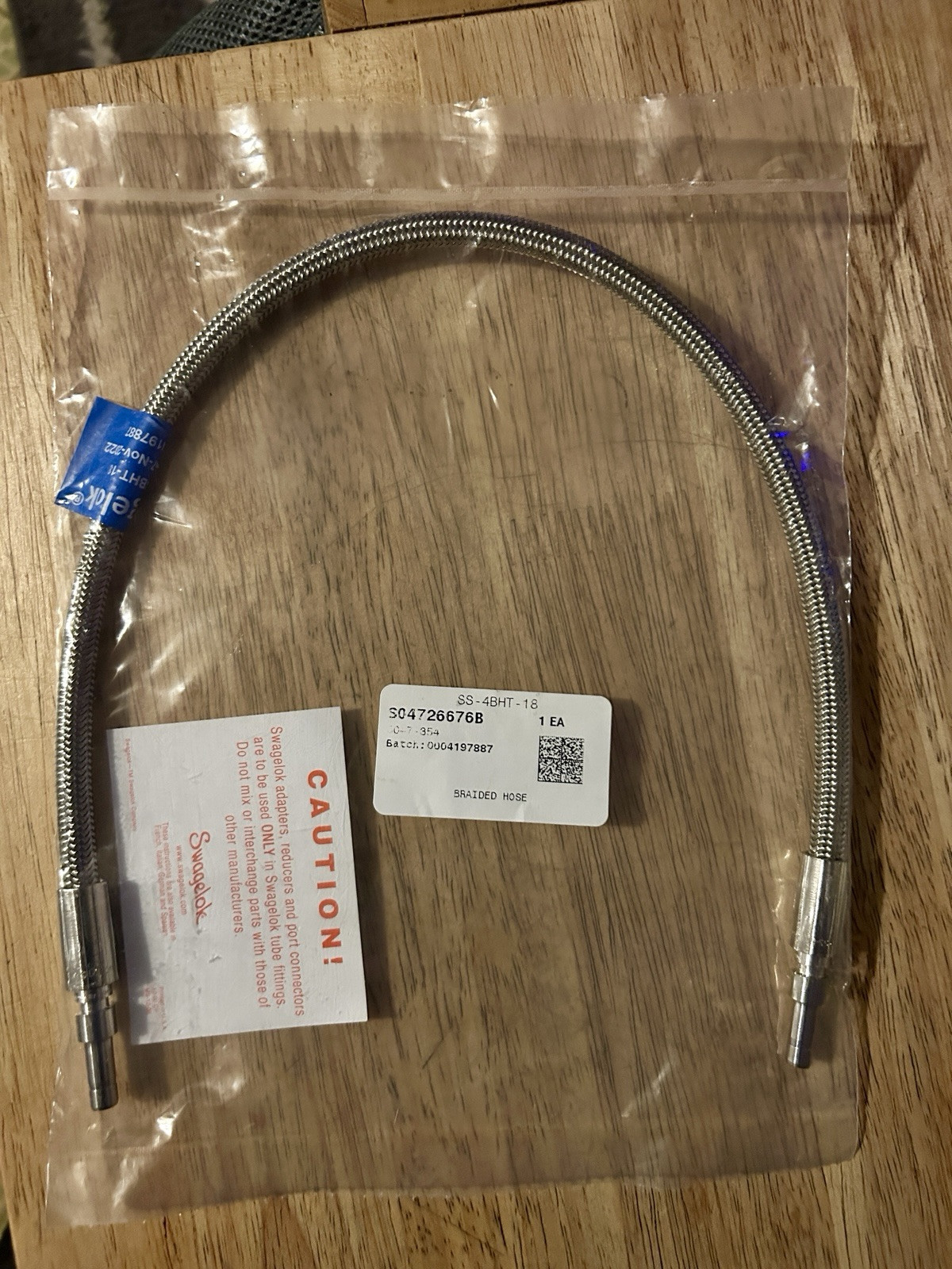 Swagelok SS-4BHT-18 Braided Hose NEW MAKE AN OFFER Swagelok SS-4BHT-18 Braided Hose NEW MAKE AN OFFER