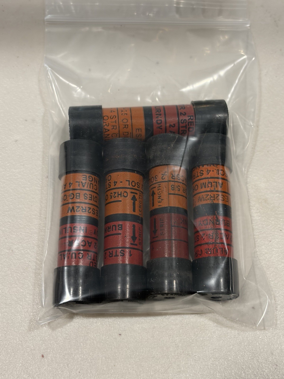Burndy ES2R2W INSULINK Reducing Service Entrance Sleeve CU/AL (5pcs) Burndy ES2R2W INSULINK Reducing Service Entrance Sleeve CU/AL (5pcs)
