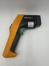 Fluke 561 Digital IR Thermometer TESTED WORKS GREAT FAST  picture