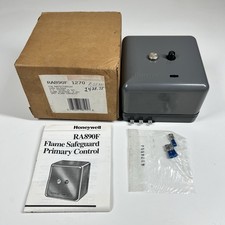 Honeywell RA890F1270 Protectorelay Flame Relay Primary Control Genuine OEM New picture