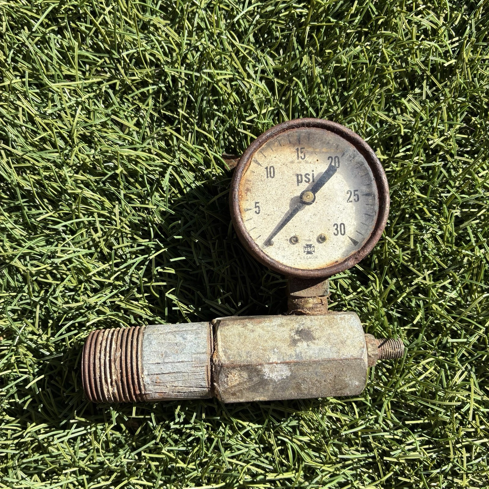 Vintage USG PRESSURE GAUGE 0-30 PSI Untested Vintage USG PRESSURE GAUGE 0-30 PSI Untested
