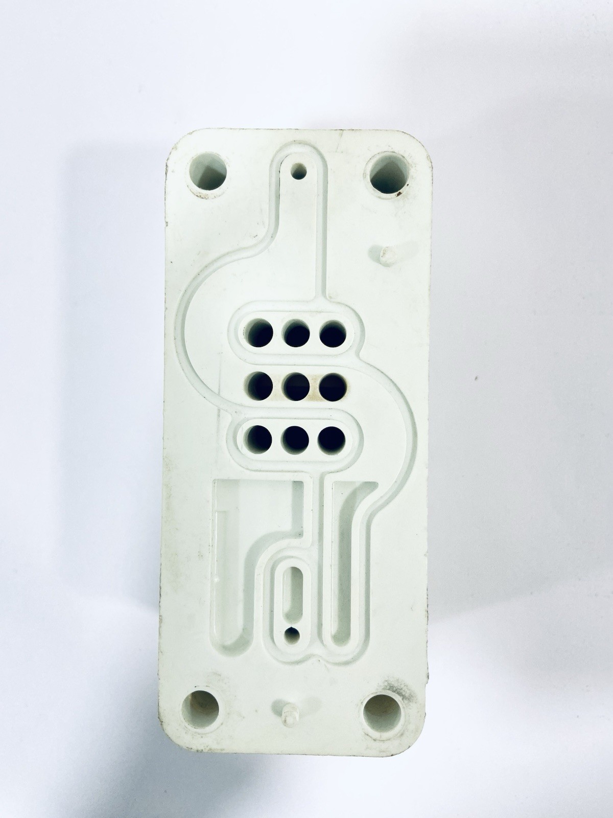 New Wilden 01-2010-20 Polypropylene Airvalve Assembly New Wilden 01-2010-20 Polypropylene Airvalve Assembly