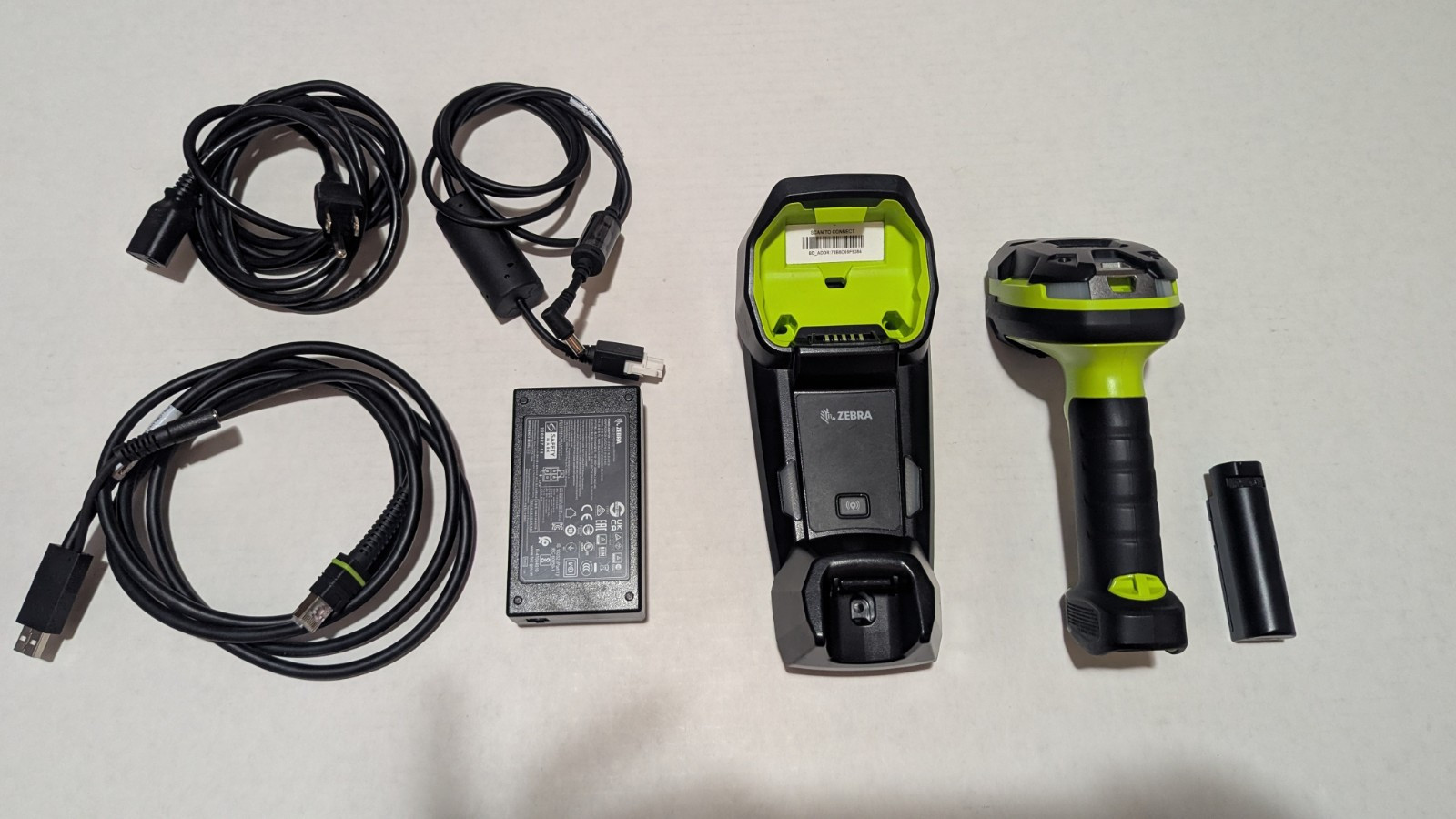Zebra DS3678 HP Wireless  Barcode Scanner