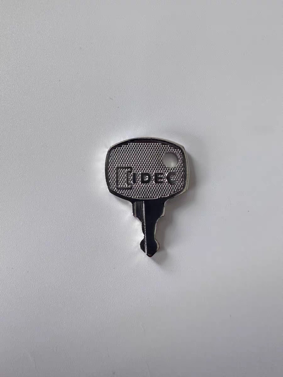 2pcs for IDEC 132 Key
