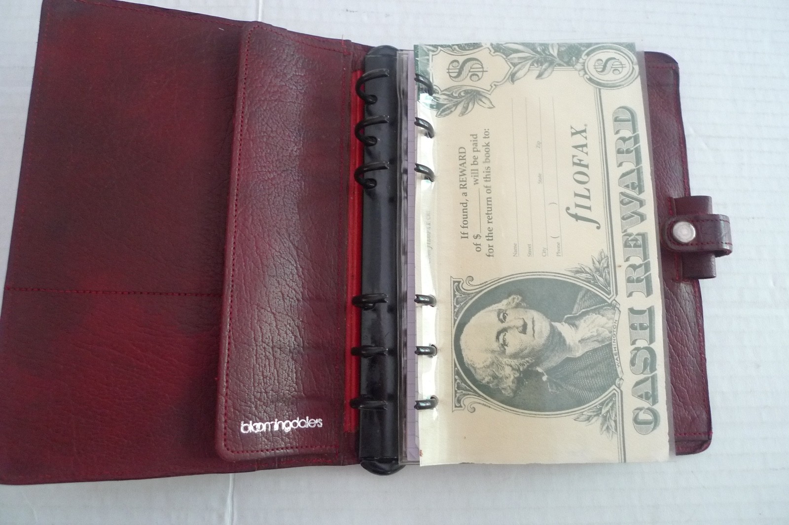 FILOFAX - FOR BLOOMINGDALE\'S - LEATHER PLANNER & INSERTS -MADE @ UK - VINTAGE FILOFAX - FOR BLOOMINGDALE\'S - LEATHER PLANNER & INSERTS -MADE @ UK - VINTAGE