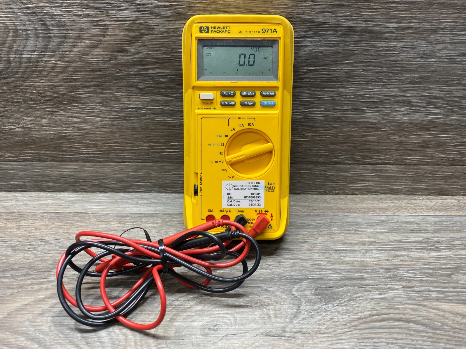 Hewlett Packard HP 971A Handheld Digital Multimeter With Probes Hewlett Packard HP 971A Handheld Digital Multimeter With Probes