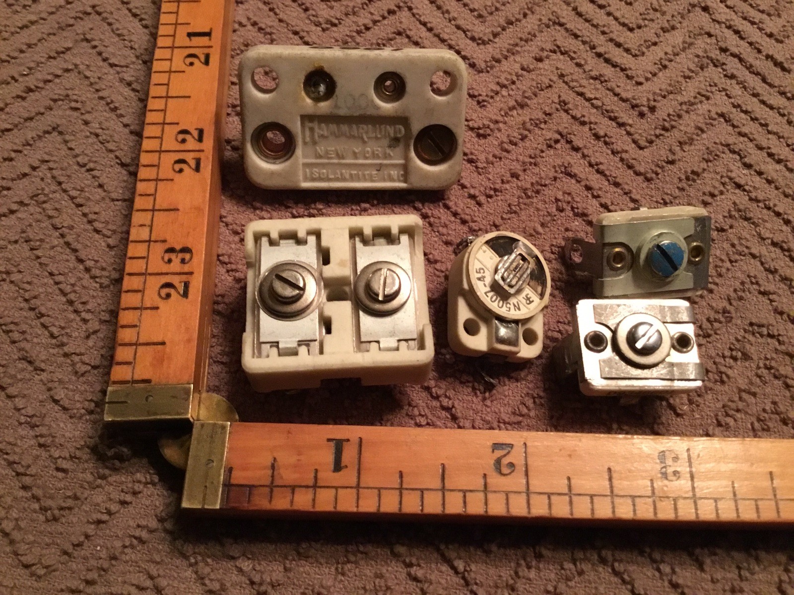 Lot of 5 Ceramic Compression Trimmer Capacitors Hammarlund, Electro Motive Used Lot of 5 Ceramic Compression Trimmer Capacitors Hammarlund, Electro Motive Used