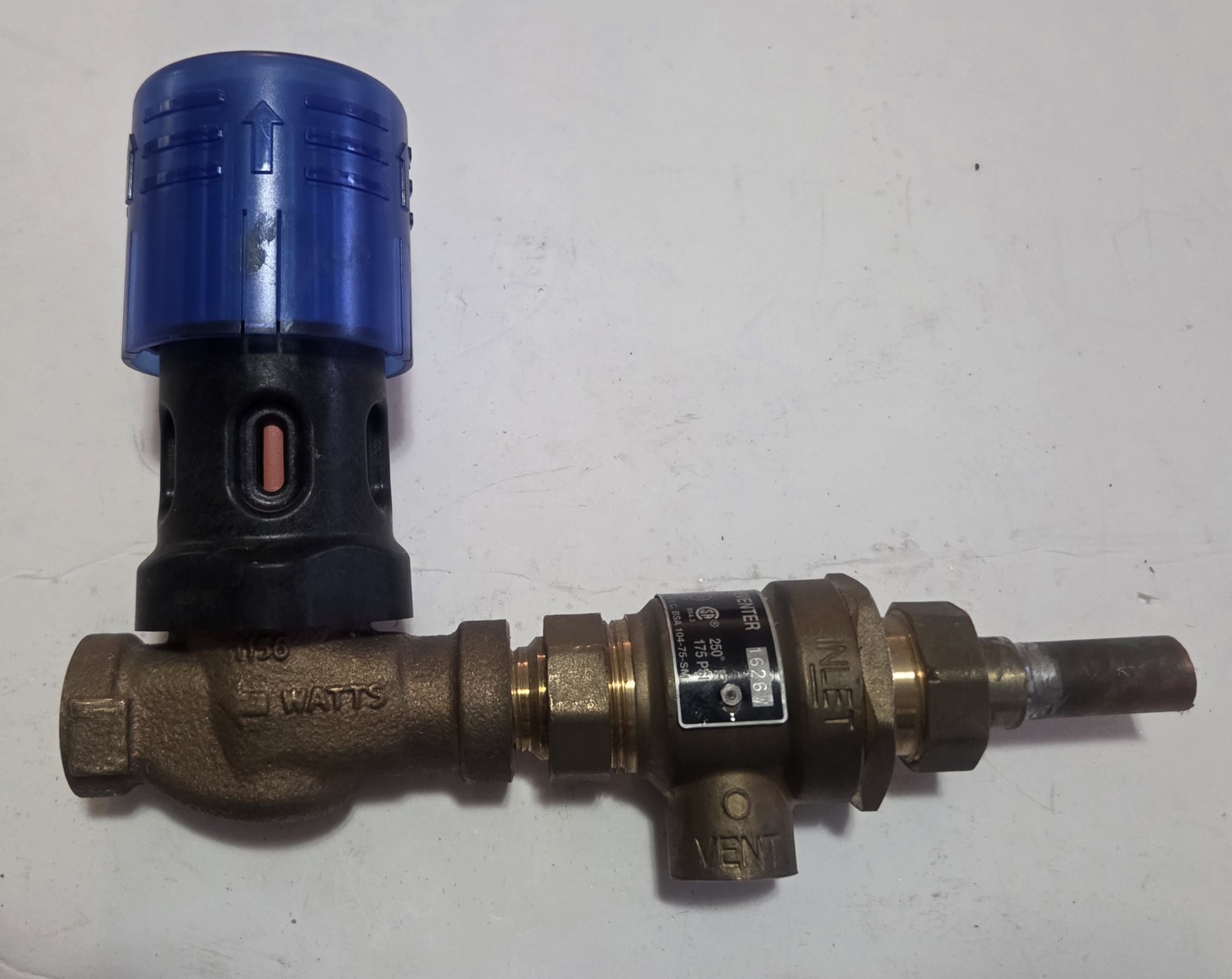 Watts 1/2 In. 9D-M3 Combination Fill Valve and Backflow Preventer Threaded Watts 1/2 In. 9D-M3 Combination Fill Valve and Backflow Preventer Threaded