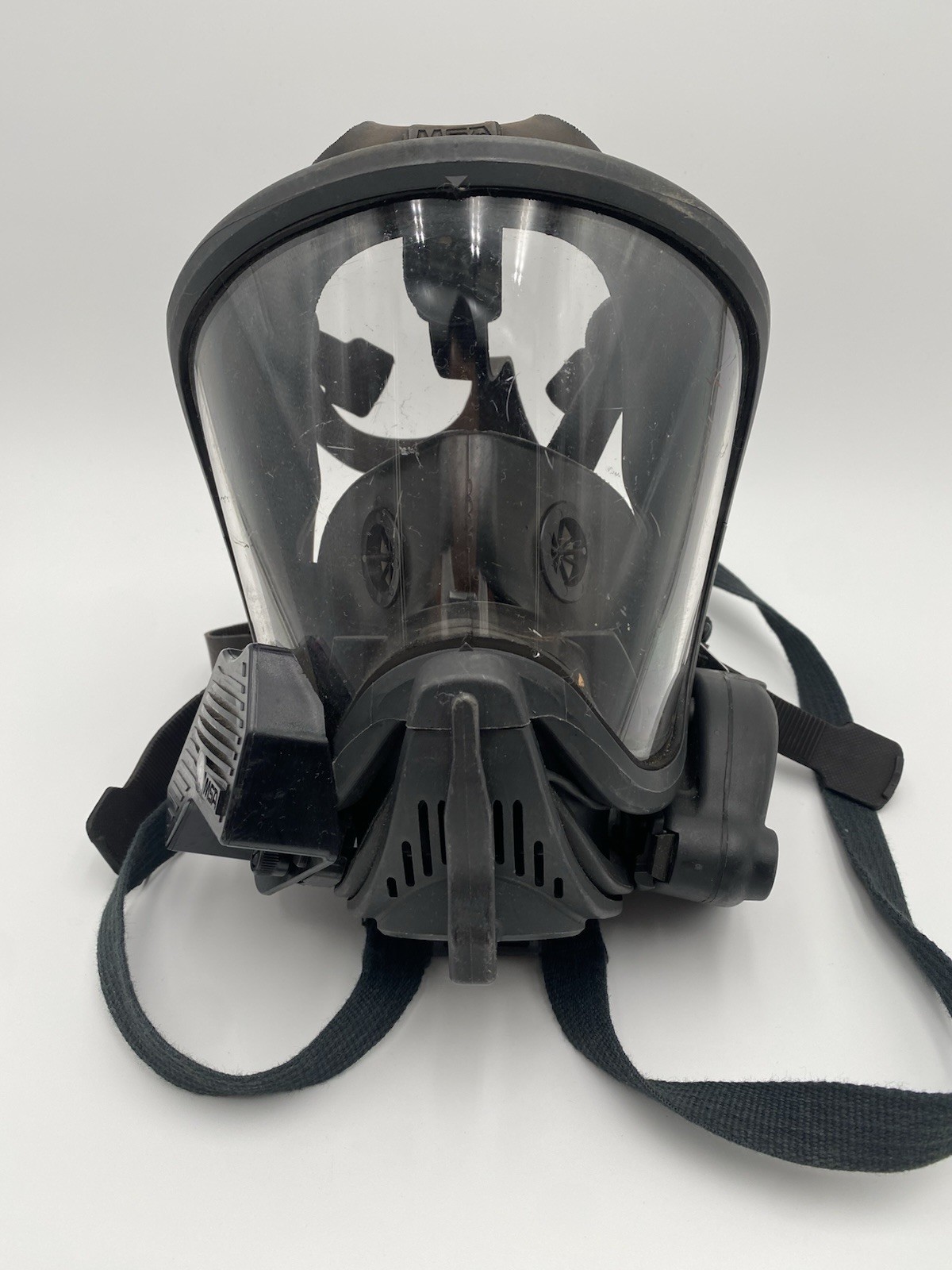 MSA Ultra Elite Medium Full Face Mask Respirator MSA Ultra Elite Medium Full Face Mask Respirator