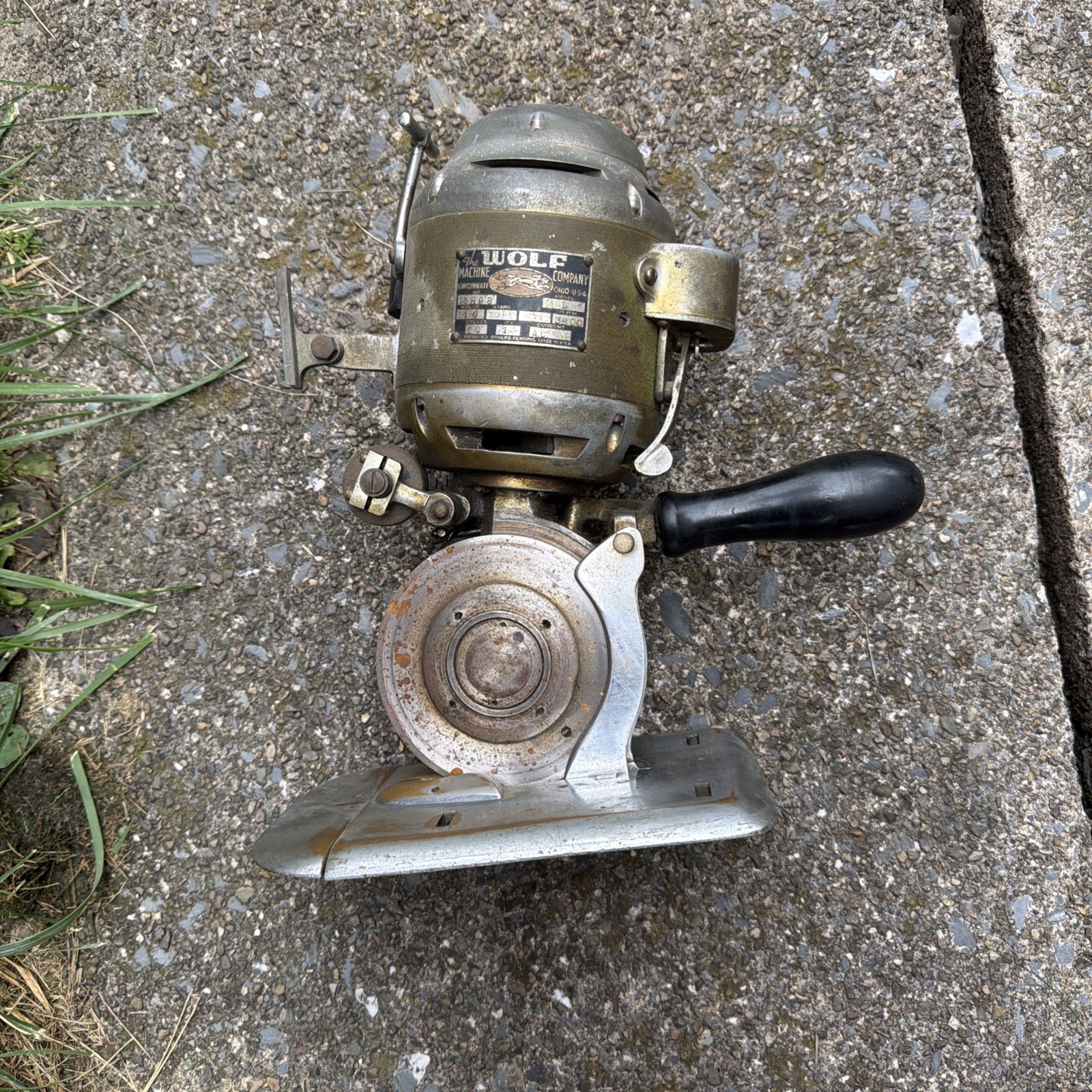 Vintage Cutting Machine Wolf blazer vintage 110 volts as is untested Vintage Cutting Machine Wolf blazer vintage 110 volts as is untested