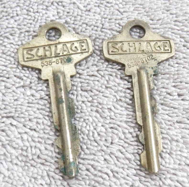 Vintage Lot of 2 Schlage Keys Marked #538-8702 Vintage Lot of 2 Schlage Keys Marked #538-8702