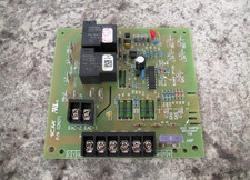 ICM ICM271 / ICM271C / Carrier HH84AA020 Furnace Control Circuit Board Used picture