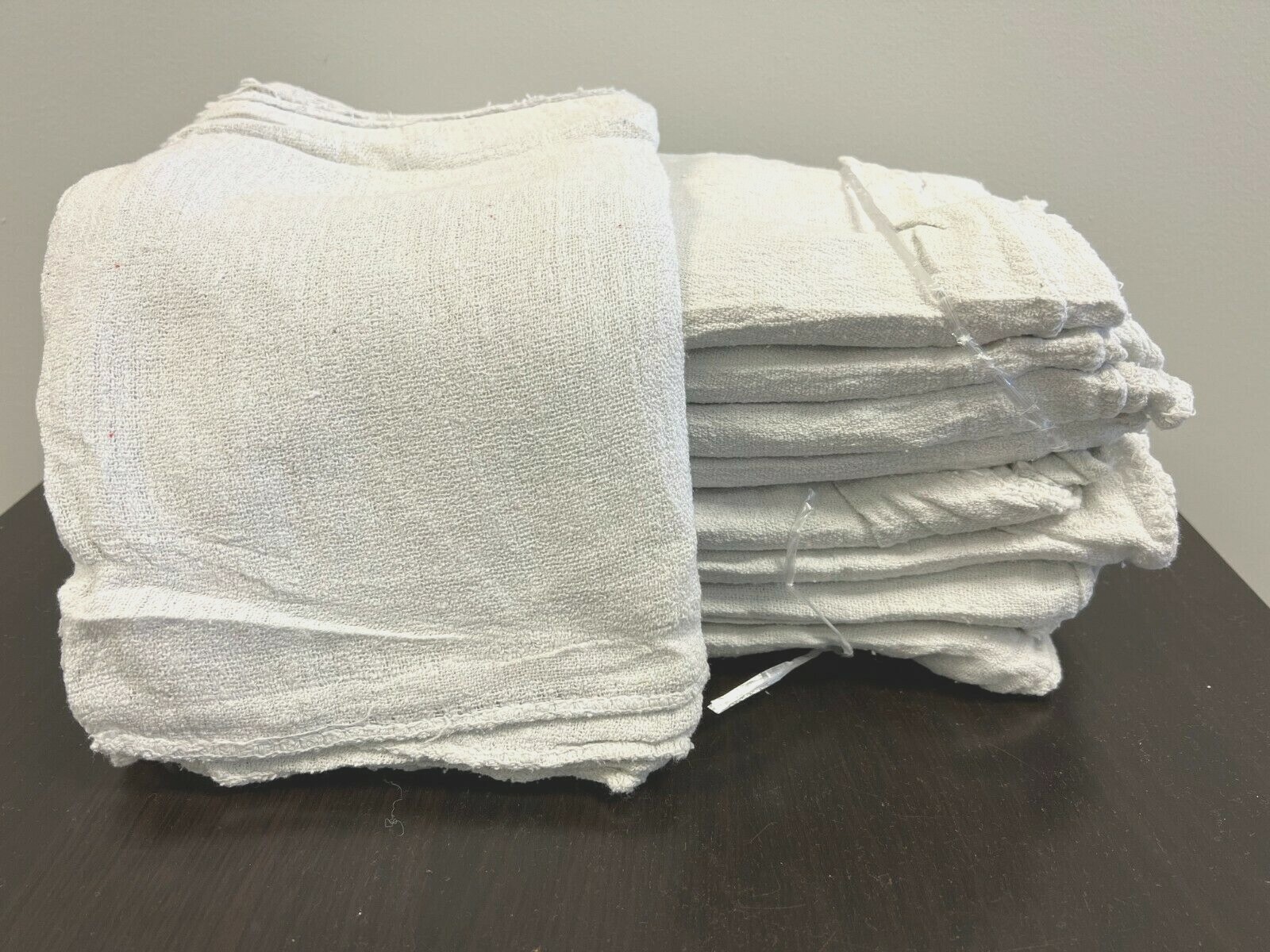 1000 PIECES NEW WHITE INDUSTRIAL SHOP RAGS CLEANING TOWELS 14x14 inches 1000 PIECES NEW WHITE INDUSTRIAL SHOP RAGS CLEANING TOWELS 14x14 inches