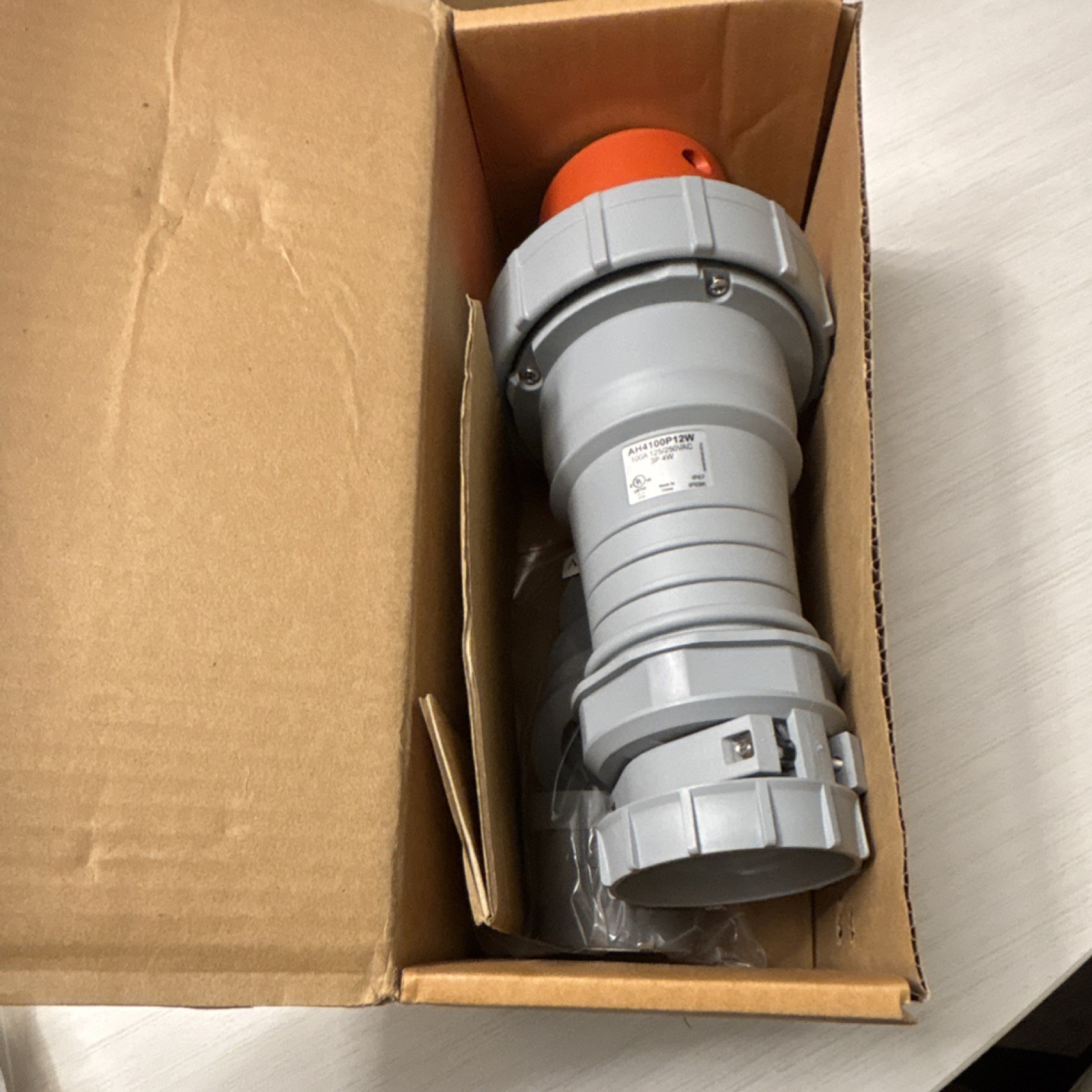 NEW Eaton Arrow Hart AH4100P12W 100A Watertight Plug 125/250V 3P4W IP67 IP69K NEW Eaton Arrow Hart AH4100P12W 100A Watertight Plug 125/250V 3P4W IP67 IP69K