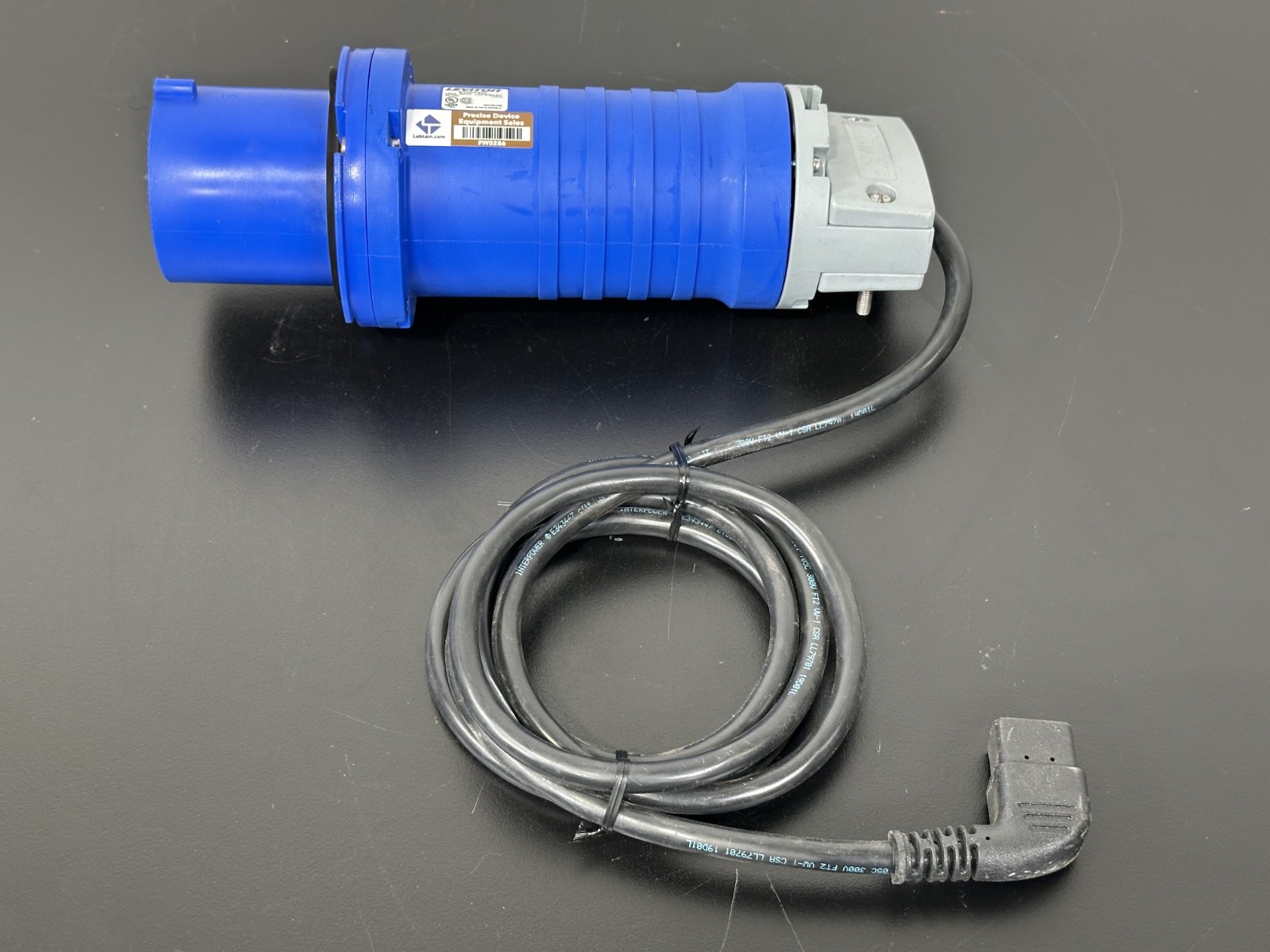 Leviton 5100P9W Pin & Sleeve Plug | Used Component