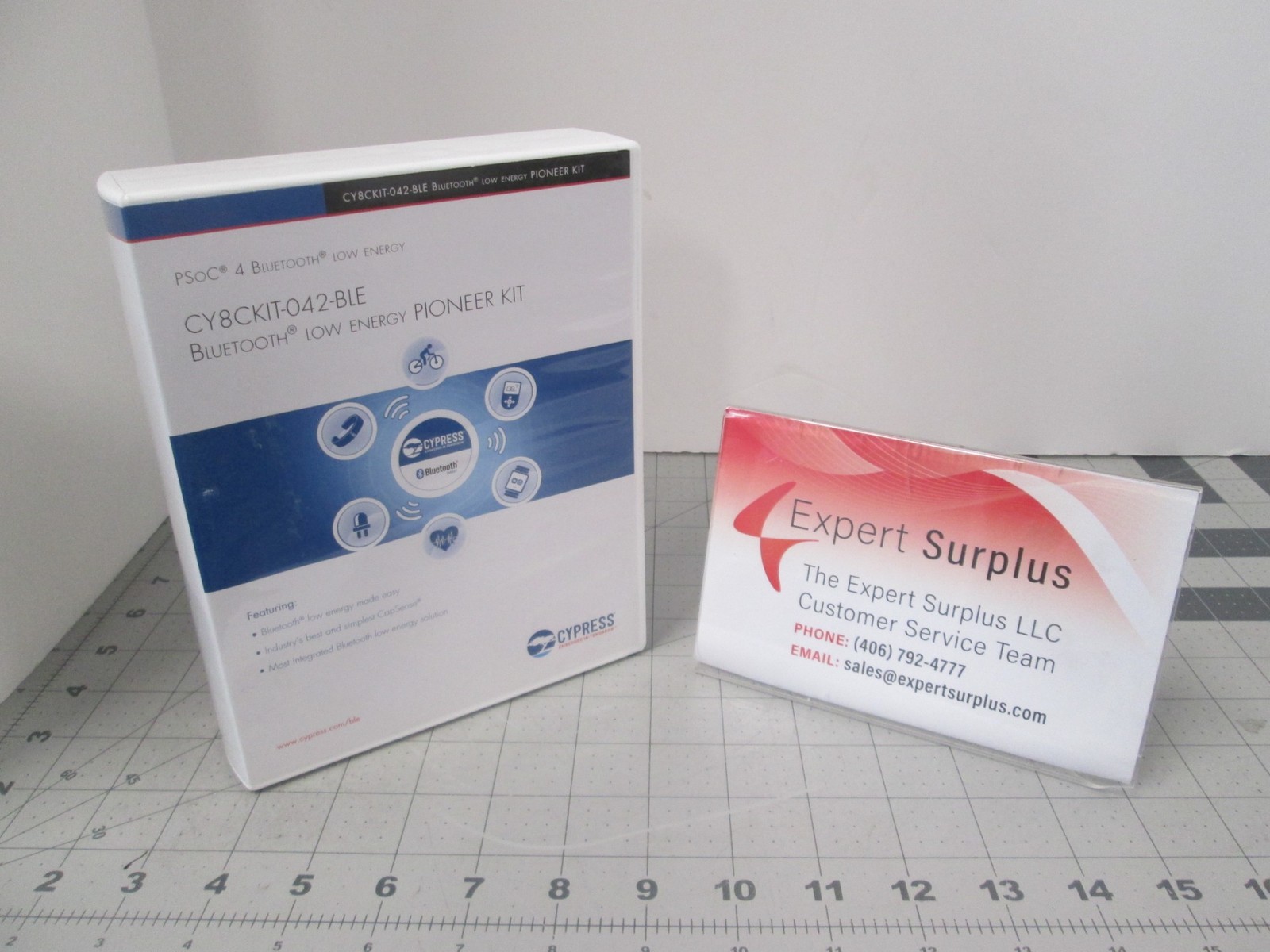 Cypress, CY8CKIT-042-BLE, Bluetooth Low Energy Pioneer Kit, New Cypress, CY8CKIT-042-BLE, Bluetooth Low Energy Pioneer Kit, New