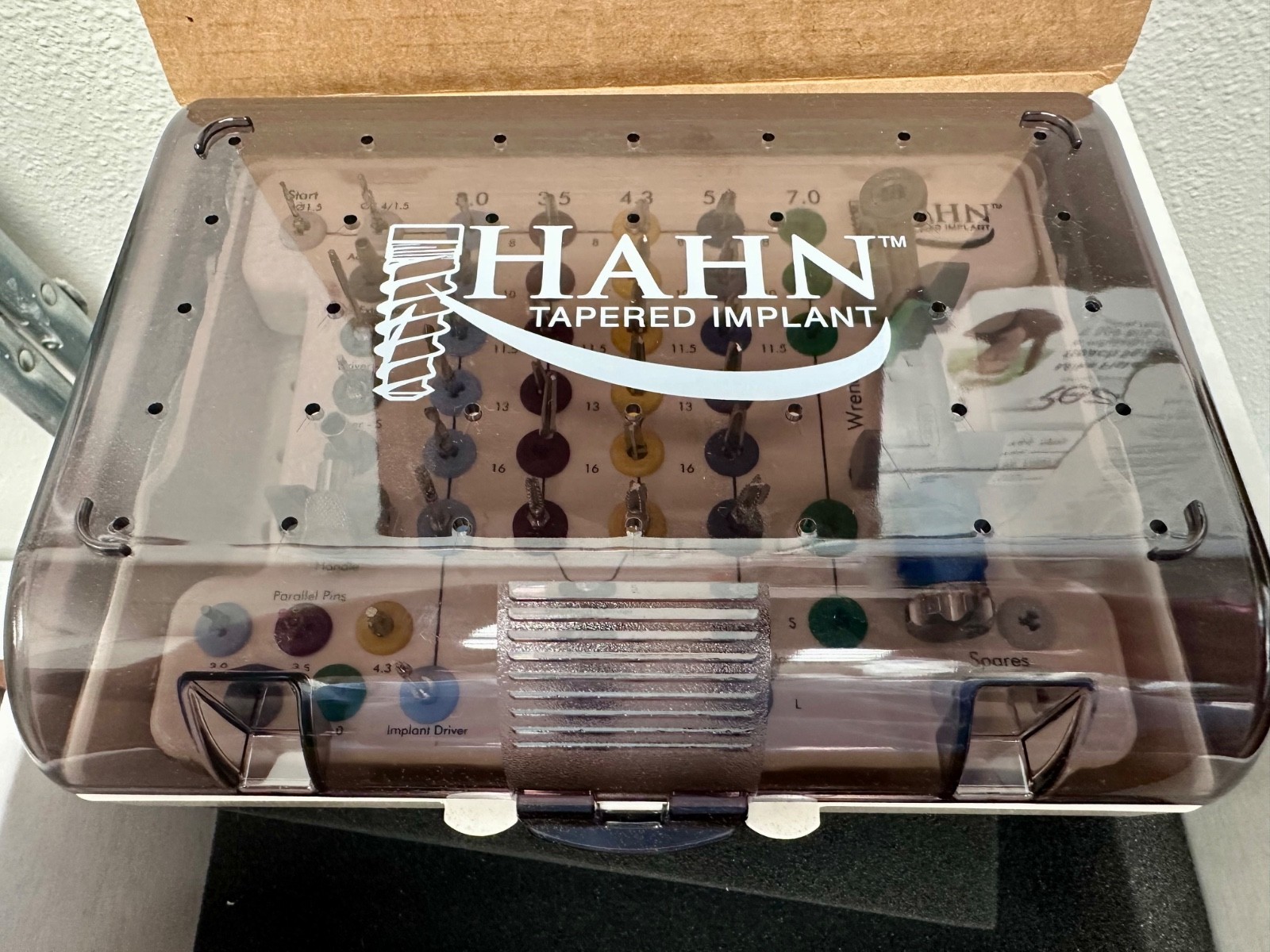 Hahn Tapered Implant Surgical Kit Dental NEW Unused / never used Complete Kit Hahn Tapered Implant Surgical Kit Dental NEW Unused / never used Complete Kit