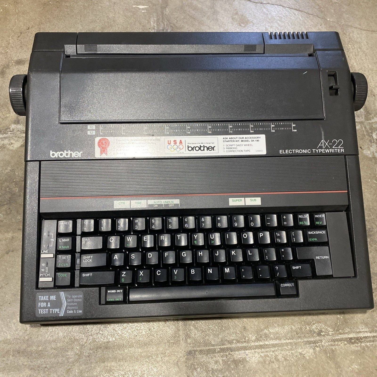 Brother AX-22 Black Electronic Typewriter Portable Made in USA tested works Brother AX-22 Black Electronic Typewriter Portable Made in USA tested works