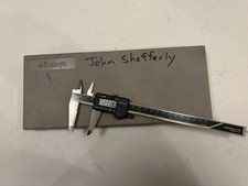 Mitutoyo 500-197 Absolute Digimatic Vernier Caliper model  CD-8