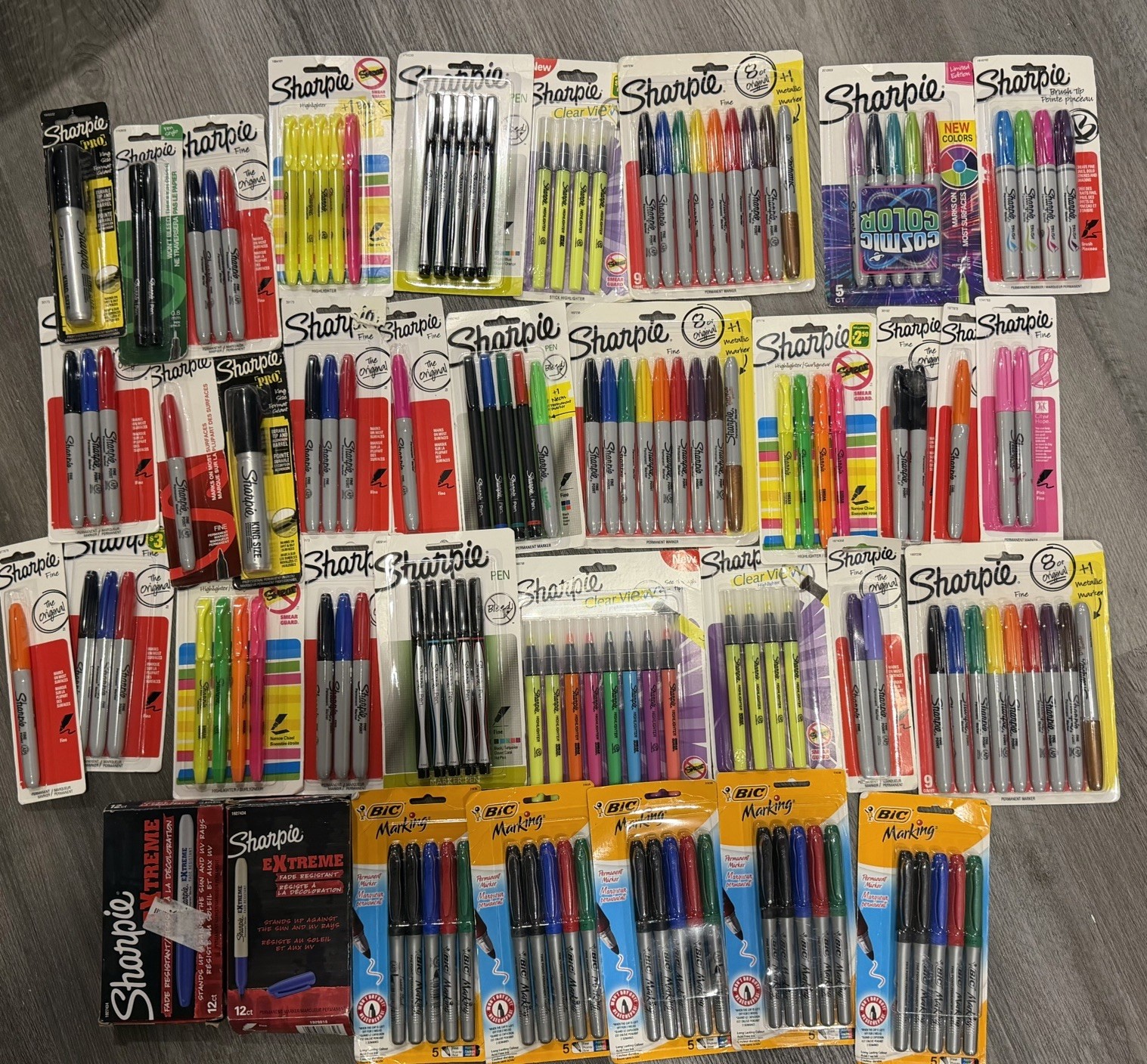 Lot of 140 Ct Sharpie Permanent Markers Assorted Colors Variety Pack Bic Marking