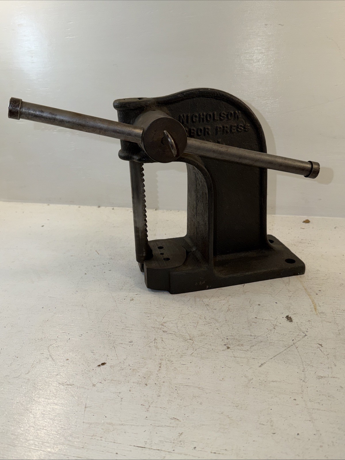 Rare Vintage W.H. Nicholson No 1 Arbor Press Cast Iron Benchtop Tool Great Cond Rare Vintage W.H. Nicholson No 1 Arbor Press Cast Iron Benchtop Tool Great Cond