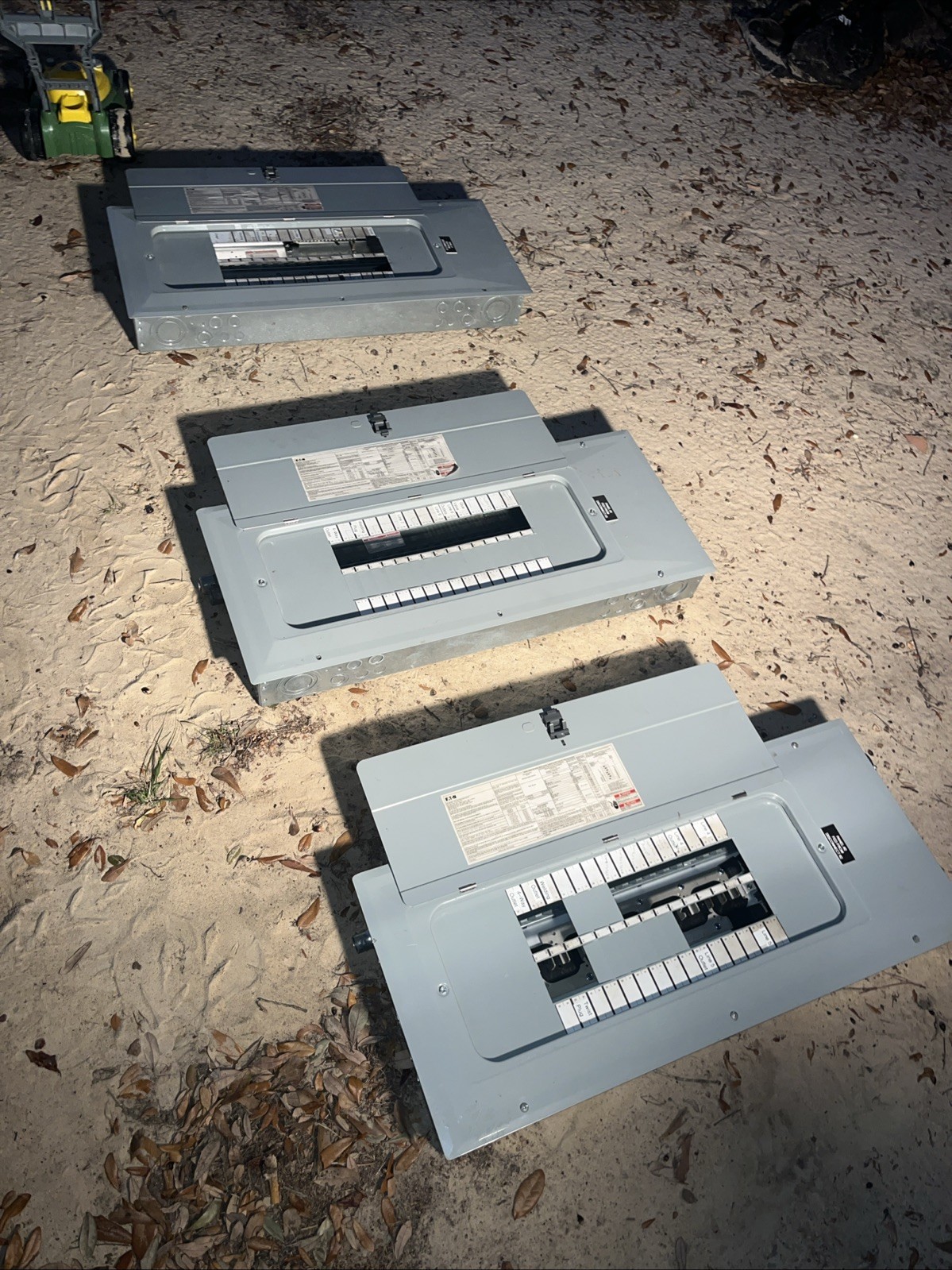 Eaton 3BR3042L200R Panel 200A (A) Eaton 3BR3042L200R Panel 200A (A)