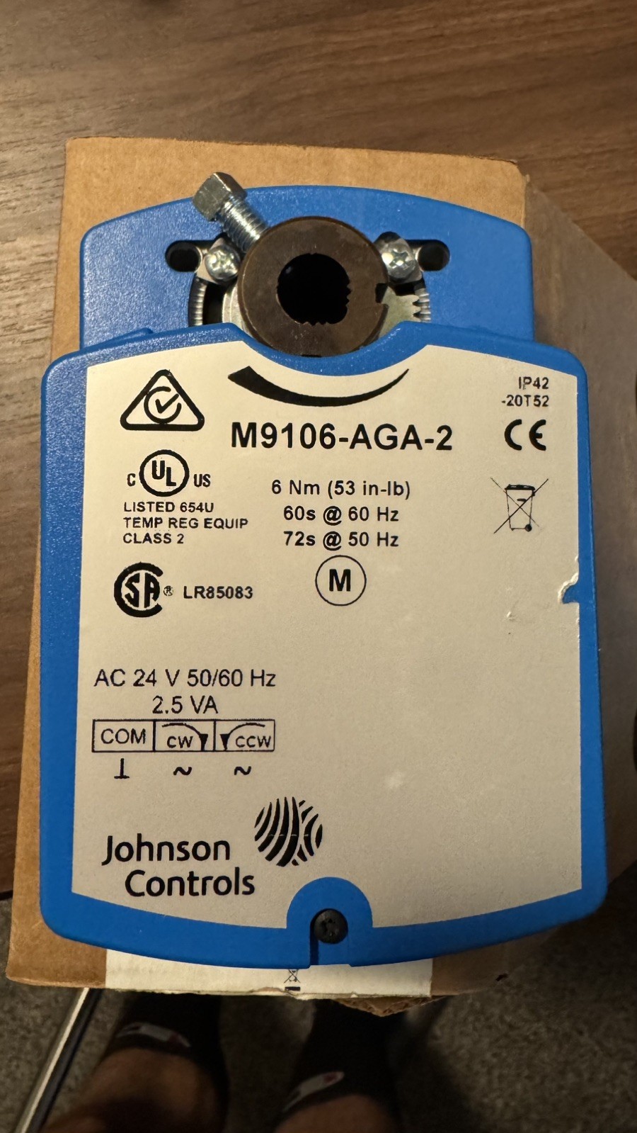 Johnson Controls M9106-AGA-2 Electric Non-Spring Return Actuator Johnson Controls M9106-AGA-2 Electric Non-Spring Return Actuator