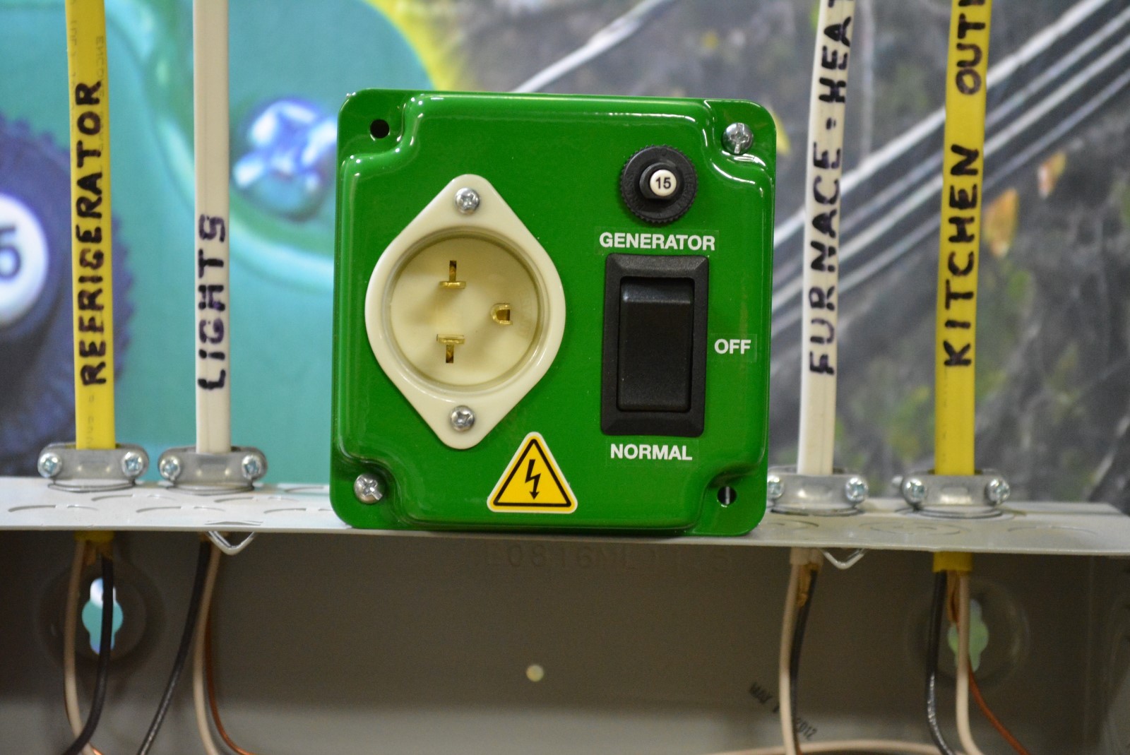Original EZ GENERATOR TRANSFER SWITCH - UL / CSA Approved - Made in USA Original EZ GENERATOR TRANSFER SWITCH - UL / CSA Approved - Made in USA