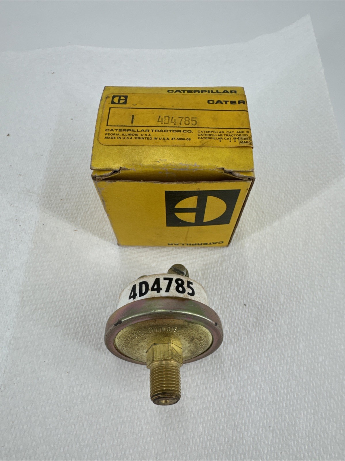 New NOS OEM CAT Switch Assembly 4D-4785 FAST SHIPPING. New NOS OEM CAT Switch Assembly 4D-4785 FAST SHIPPING.