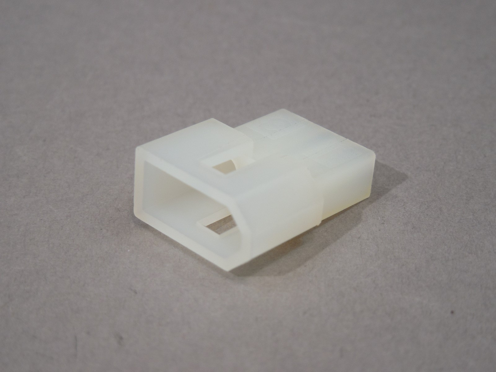 NOS - LOT of (200) Molex Connector 03-06-2032 3 Position Housing NOS - LOT of (200) Molex Connector 03-06-2032 3 Position Housing