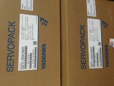 1PC Yaskawa SGD7S-200A10A002 Servo Motor New SGD7S200A10A002 Expedited Shipping picture