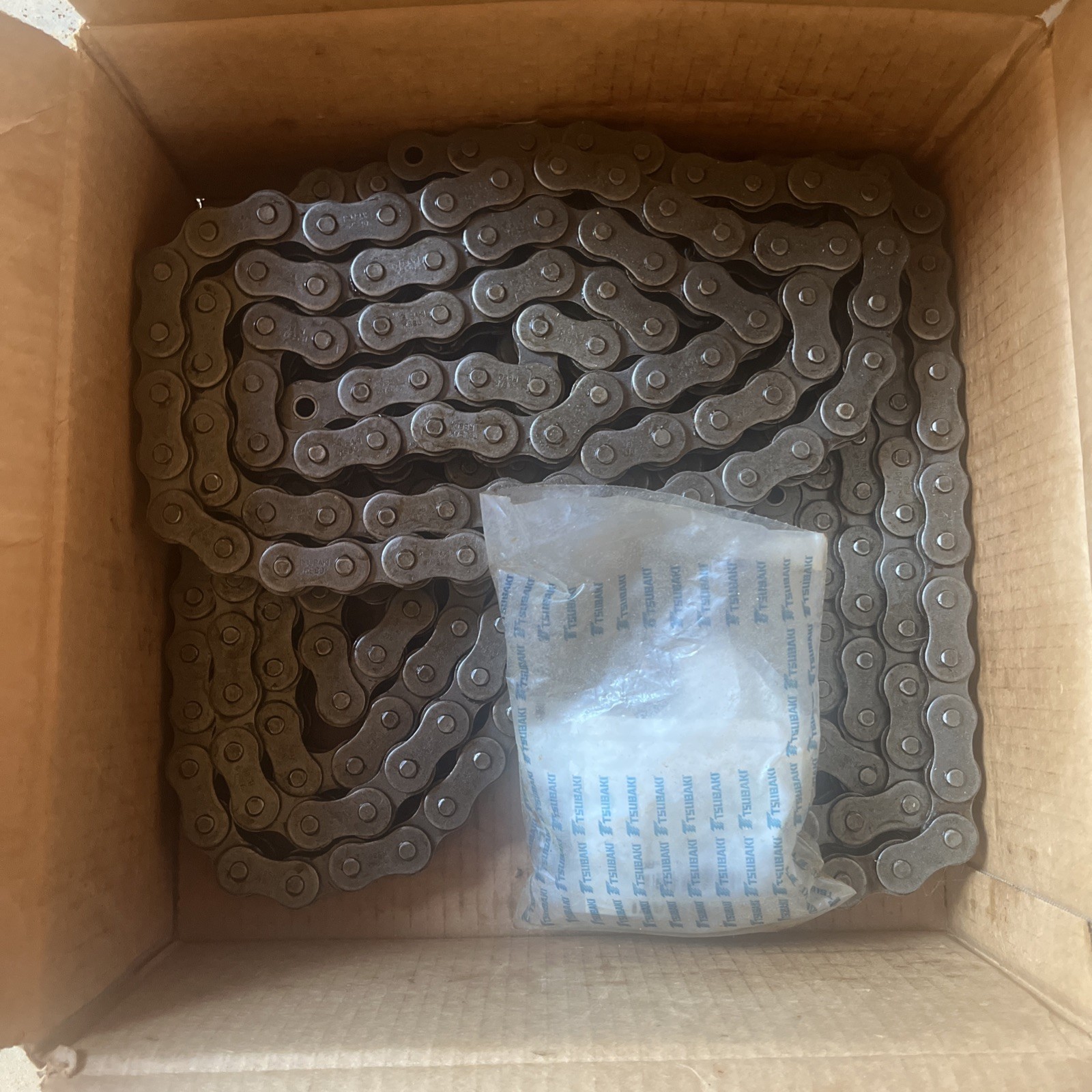 Tsubaki Roller Chain RS80 92 Pitches W/ Conn Link Custom Cut New Open Box Tsubaki Roller Chain RS80 92 Pitches W/ Conn Link Custom Cut New Open Box