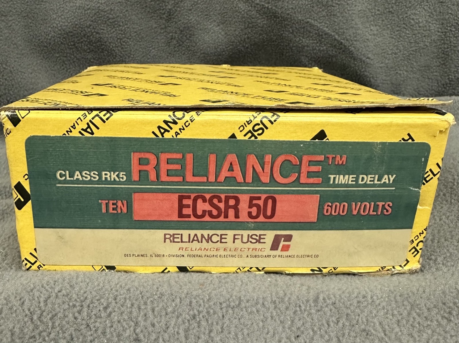 Reliance ECSR50 Fuse Time Delay Dual Element Box of 10 Reliance ECSR50 Fuse Time Delay Dual Element Box of 10